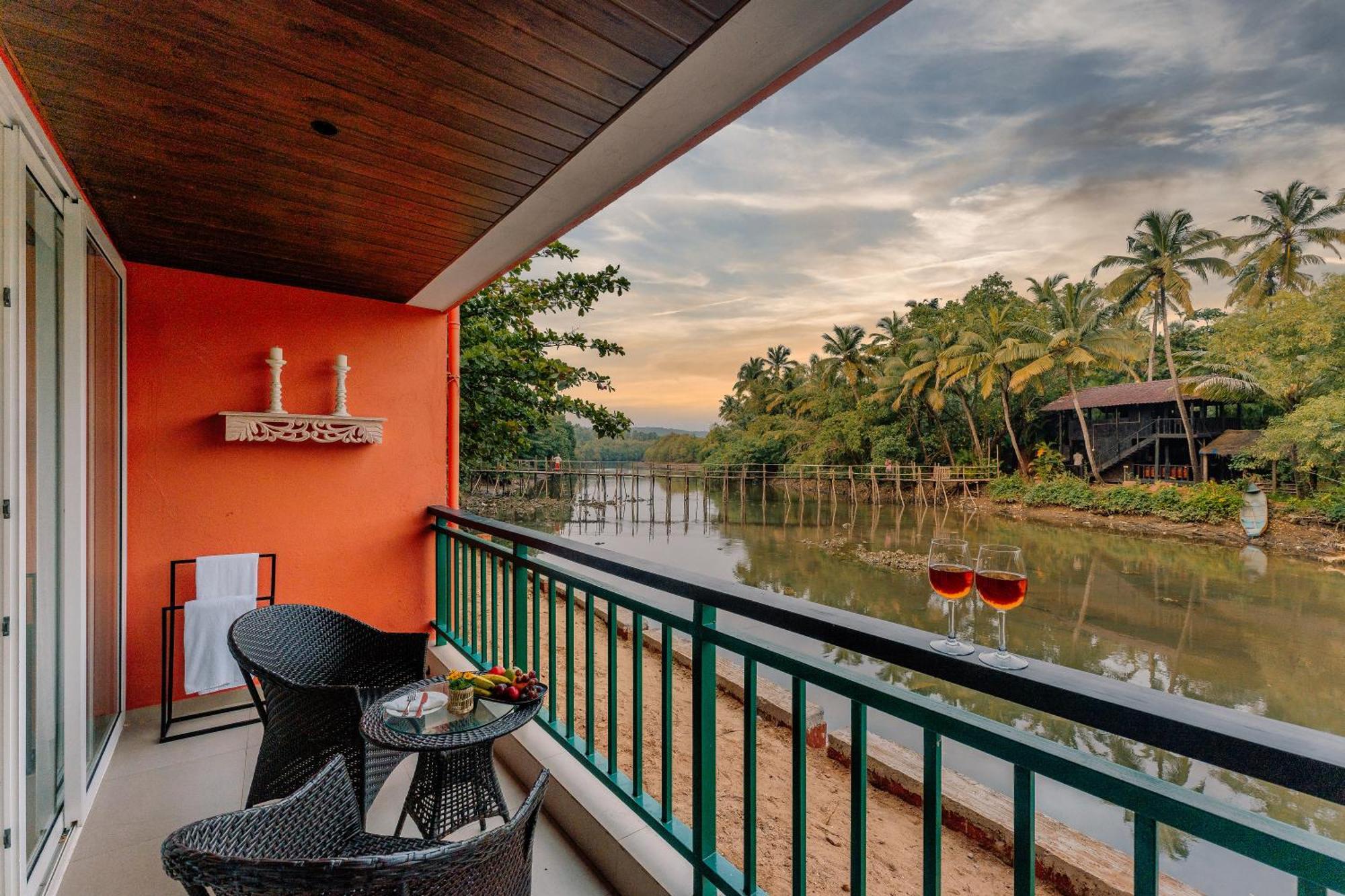 Mandrem Beach Resort, A Member Of Radisson Individuals Retreat Exterior foto