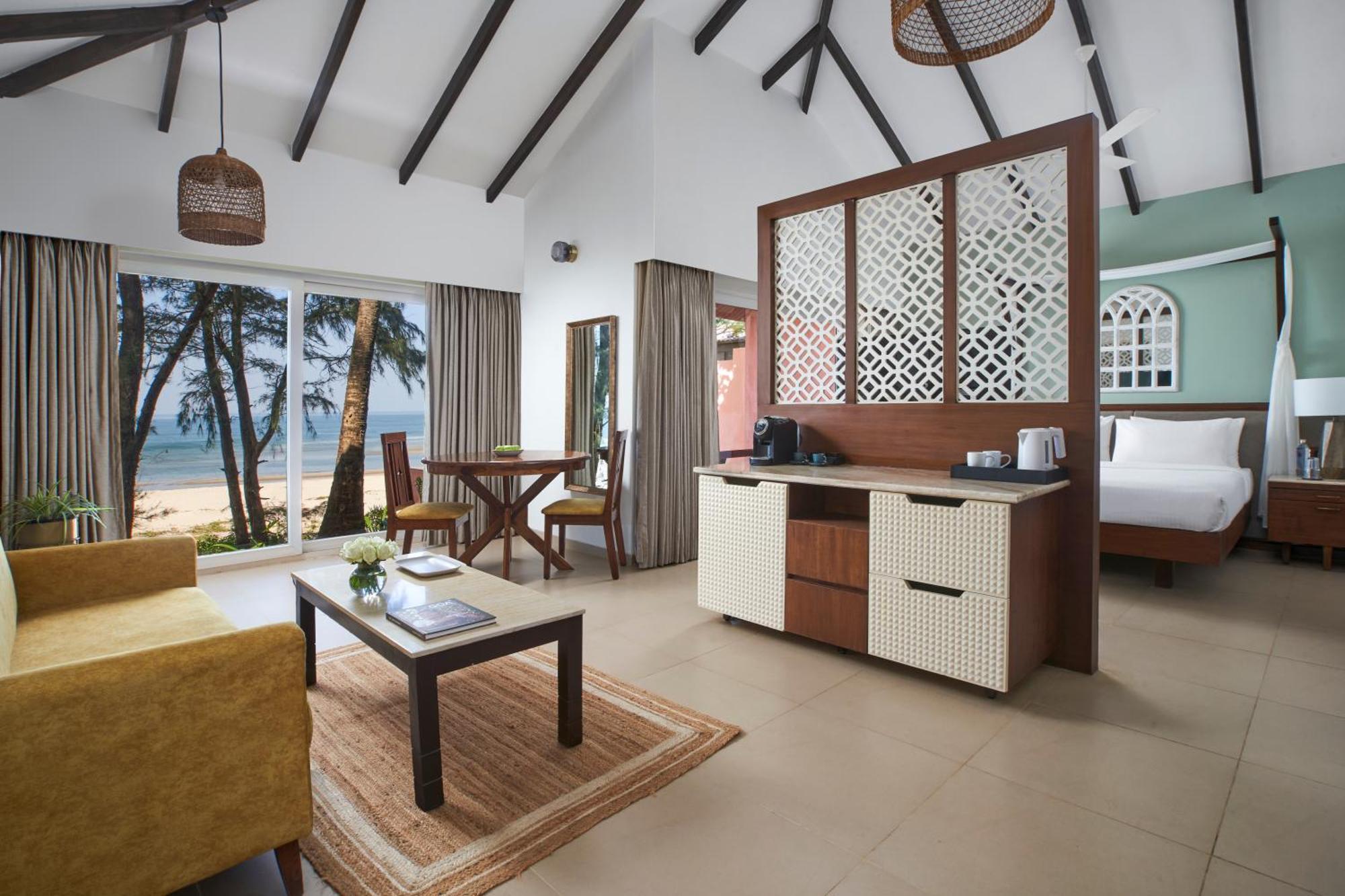 Mandrem Beach Resort, A Member Of Radisson Individuals Retreat Exterior foto